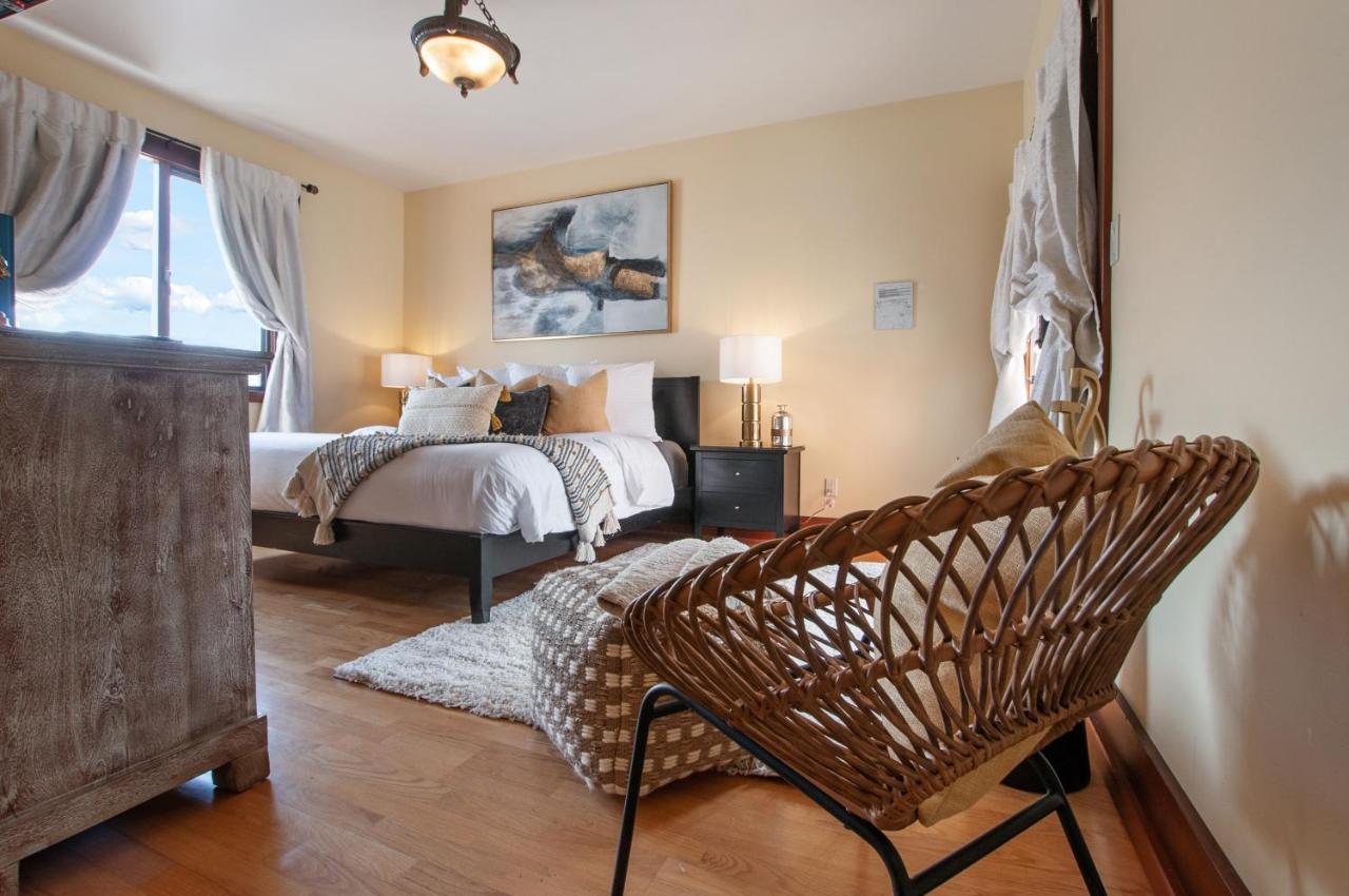 Casa Grande Inn & Suites Penticton Kültér fotó