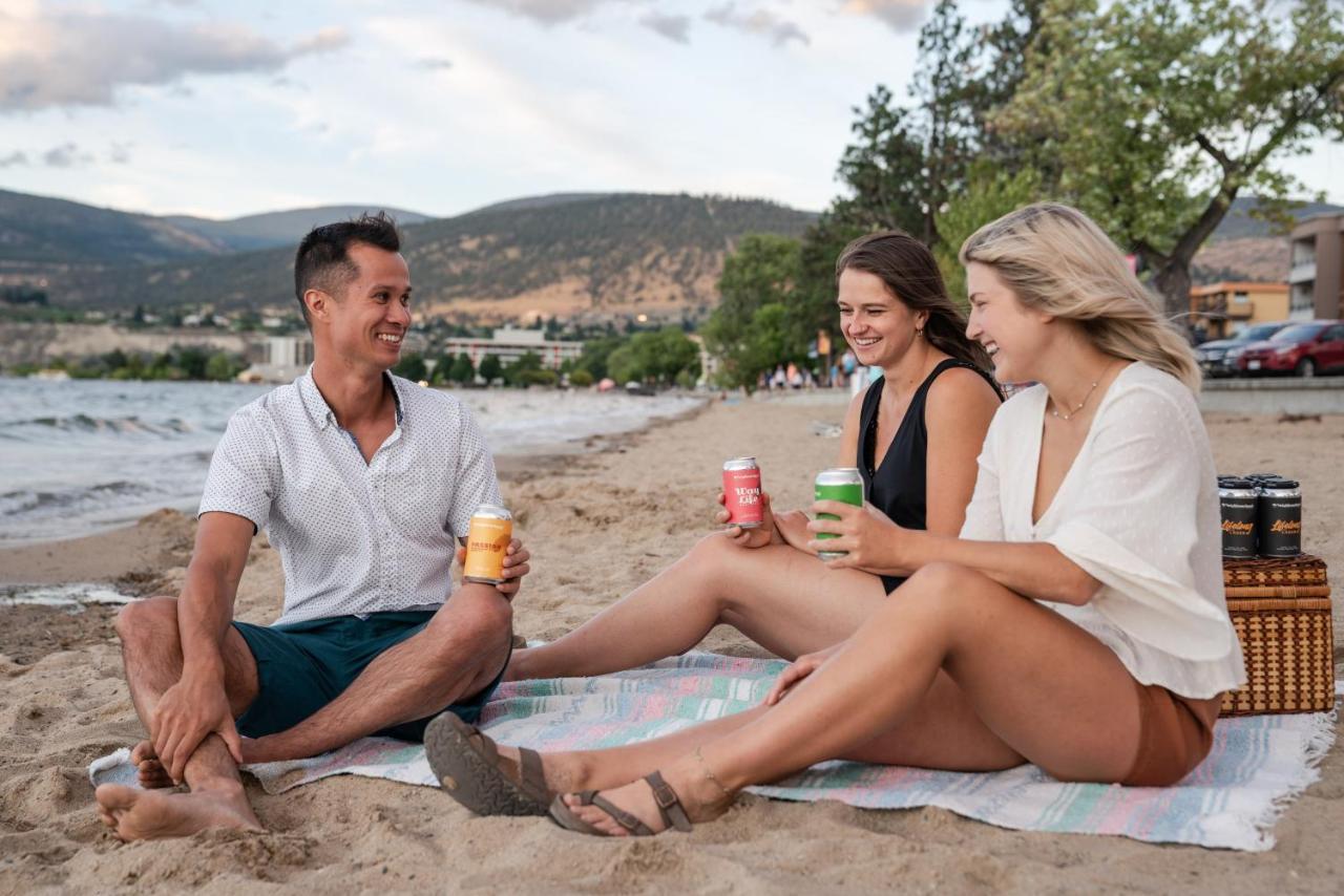 Casa Grande Inn & Suites Penticton Kültér fotó
