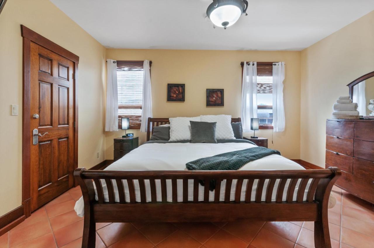 Casa Grande Inn & Suites Penticton Kültér fotó