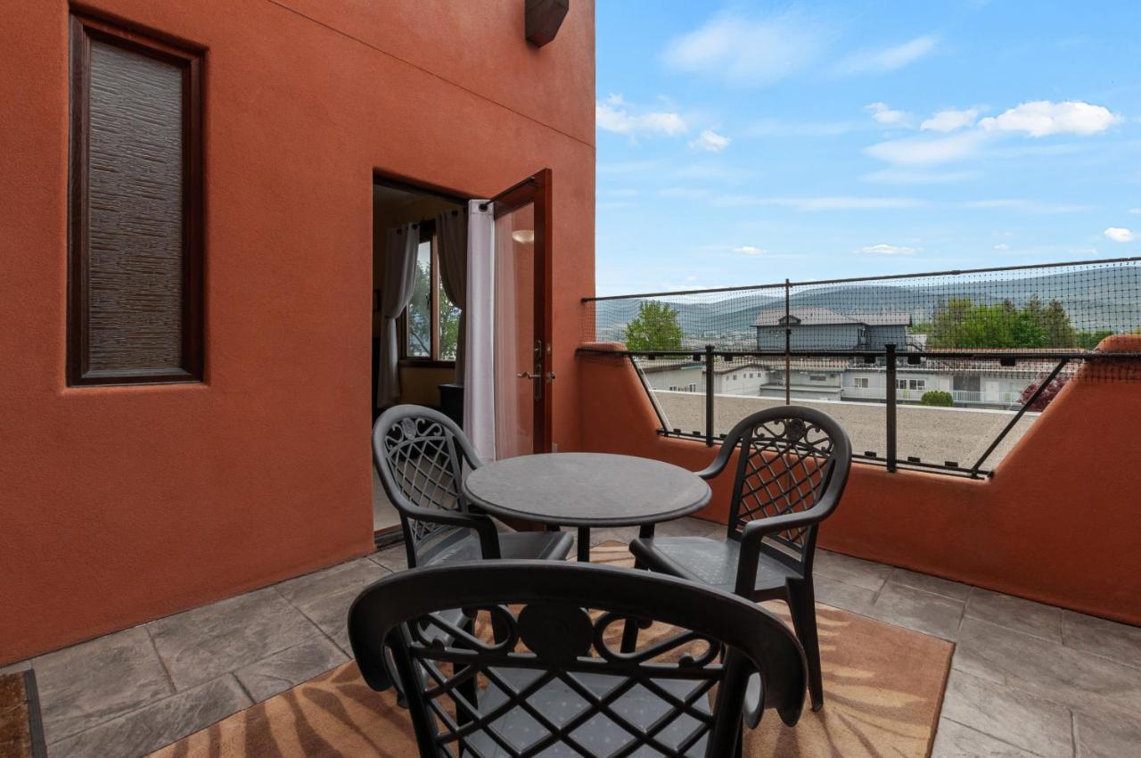 Casa Grande Inn & Suites Penticton Kültér fotó