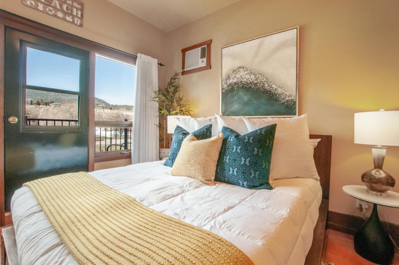 Casa Grande Inn & Suites Penticton Kültér fotó